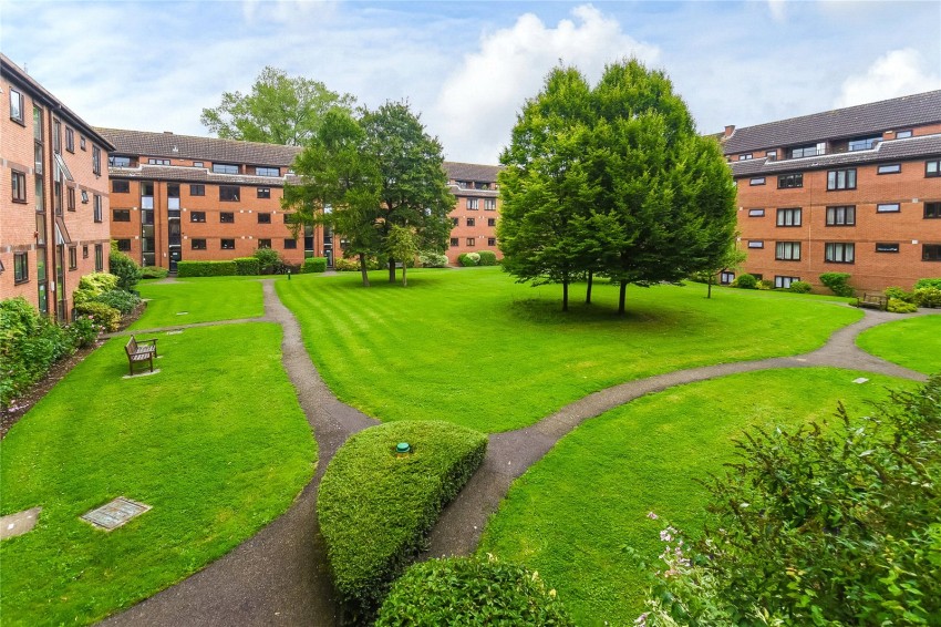 Images for Winslow Close, Pinner