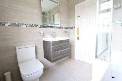 Images for Eastcote, Pinner, Middlesex EAID:1378691778 BID:EAS