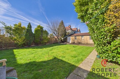 Images for Eastcote, Pinner, Middlesex EAID:1378691778 BID:EAS