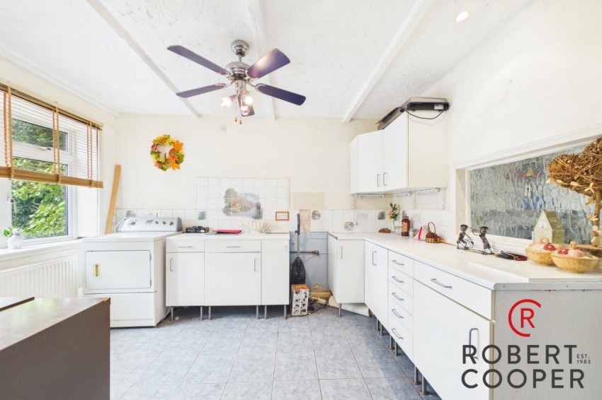 Images for Pinner