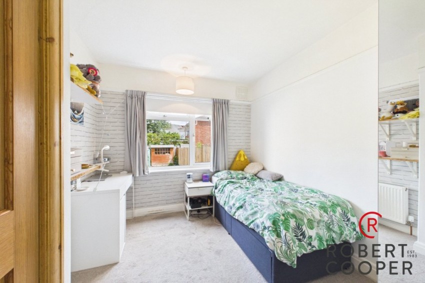 Images for Meadow Road, Pinner