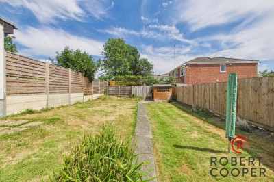 Images for Meadow Road, Pinner EAID:1378691778 BID:EAS