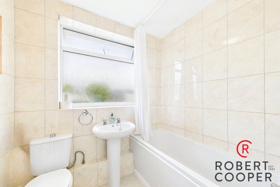 Images for Long Drive, South Ruislip