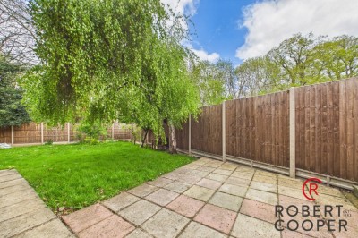 Images for Curzon Place, Pinner, Eastcote EAID:1378691778 BID:EAS
