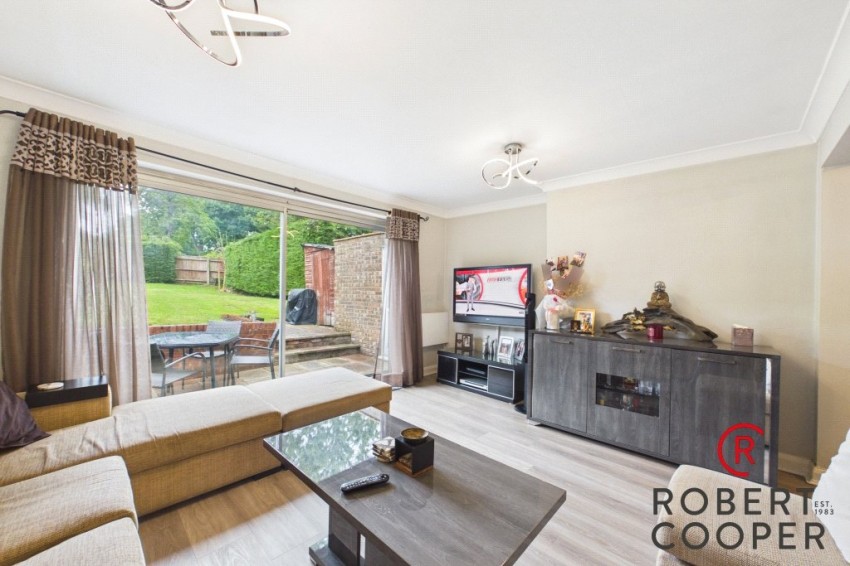 Images for Wiltshire Lane, Pinner