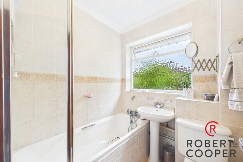 Images for Wiltshire Lane, Pinner