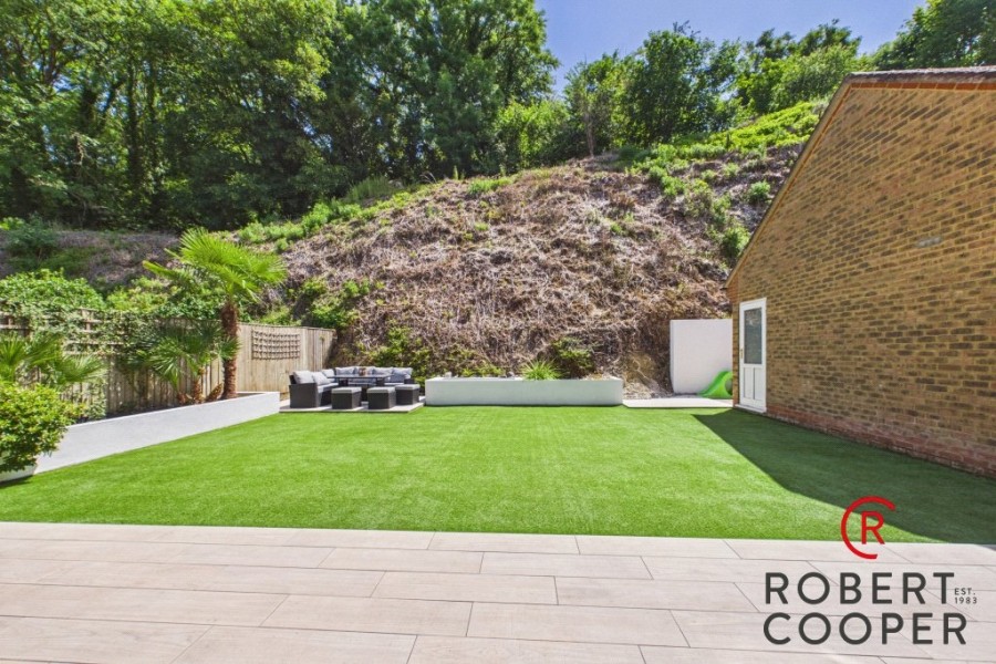 Images for Heron Place, Harefield