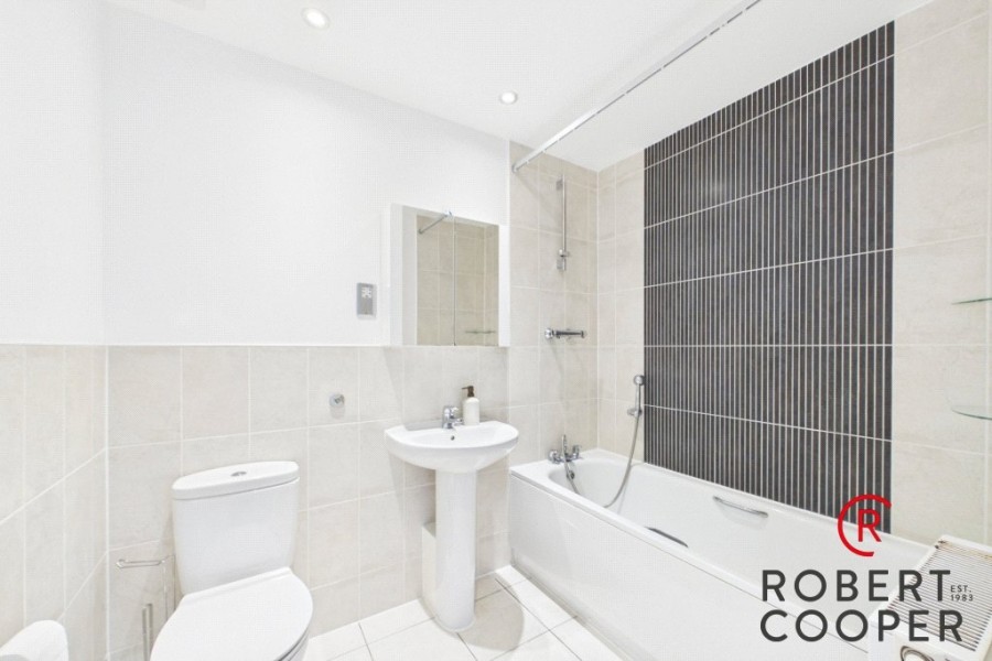 Images for Wren Lane, Eastcote, Middlesex