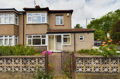 Images for Elm Avenue, Eastcote, Middlesex EAID:1378691778 BID:RUI