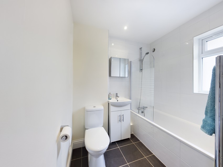 Images for Lakeside Close, Ruislip