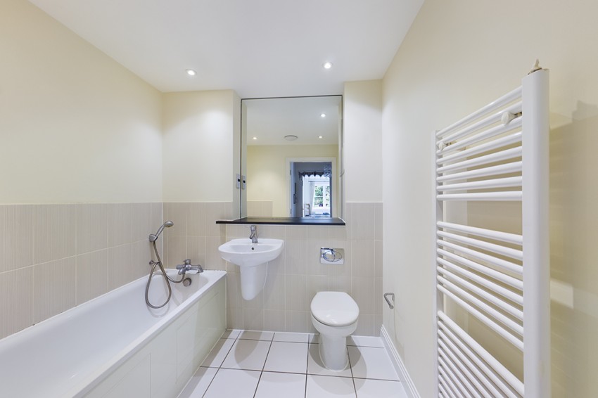 Images for Kingsend, Ruislip