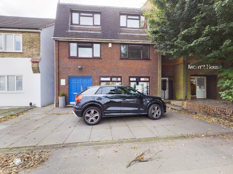 View Full Details for Station Approach, Ruislip