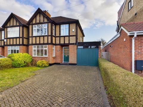 View Full Details for Meadow Way, Ruislip