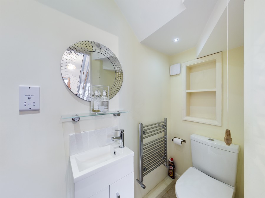 Images for Meadow Way, Ruislip