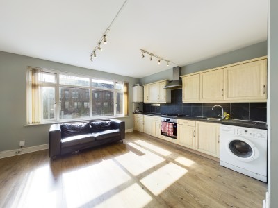 Images for Field End Road, Pinner EAID:1378691778 BID:EAS