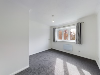 Images for Cherry Gardens, Northolt EAID:1378691778 BID:RUI