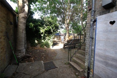 Images for Field End Road, Pinner EAID:1378691778 BID:EAS