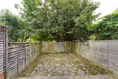 Images for Chamberlain Lane, Pinner EAID:1378691778 BID:EAS