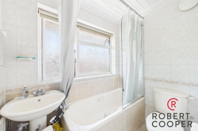 Images for Warwick Avenue, Harrow EAID:1378691778 BID:RUI