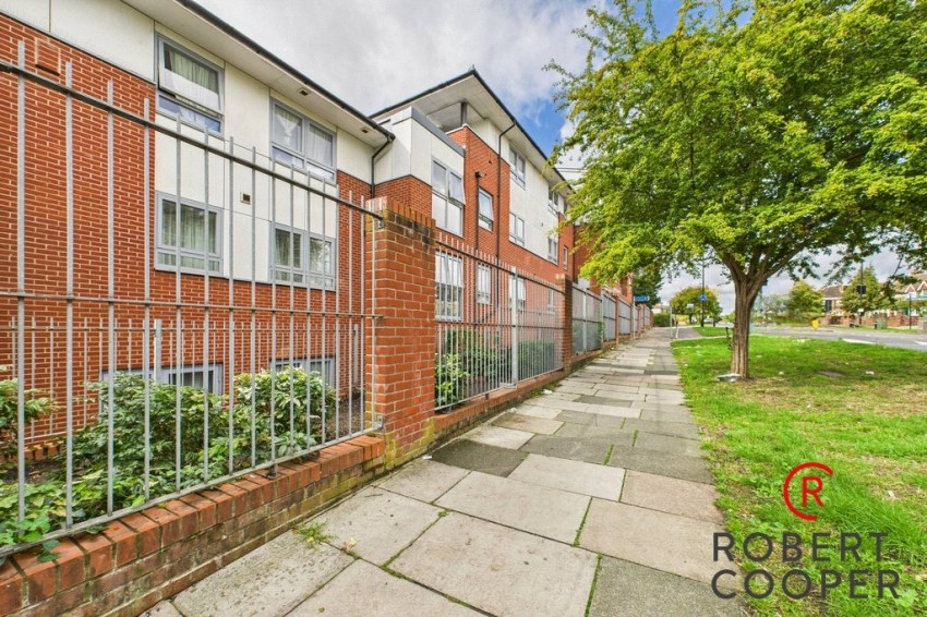 Images for Whitton Avenue, Greenford
