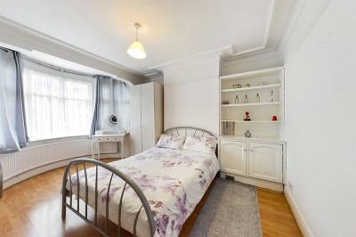 Images for Windsor Crescent, Harrow EAID:1378691778 BID:RUI