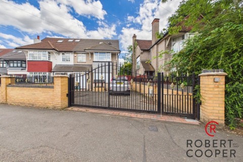 View Full Details for North View, Eastcote